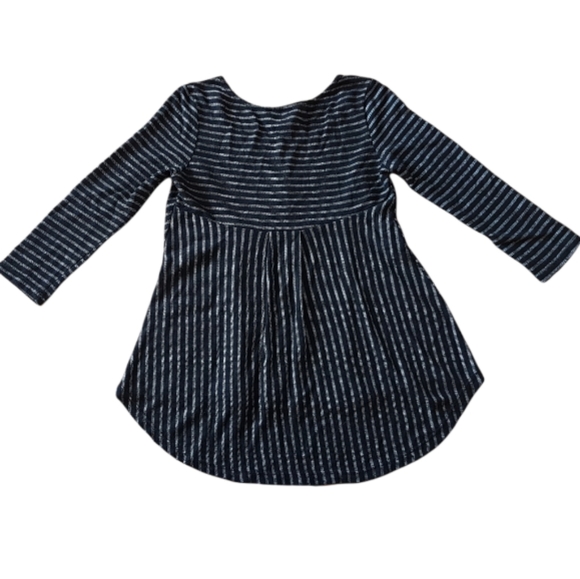 W5- Hi-Lo Knit Blouse - Picture 2 of 6